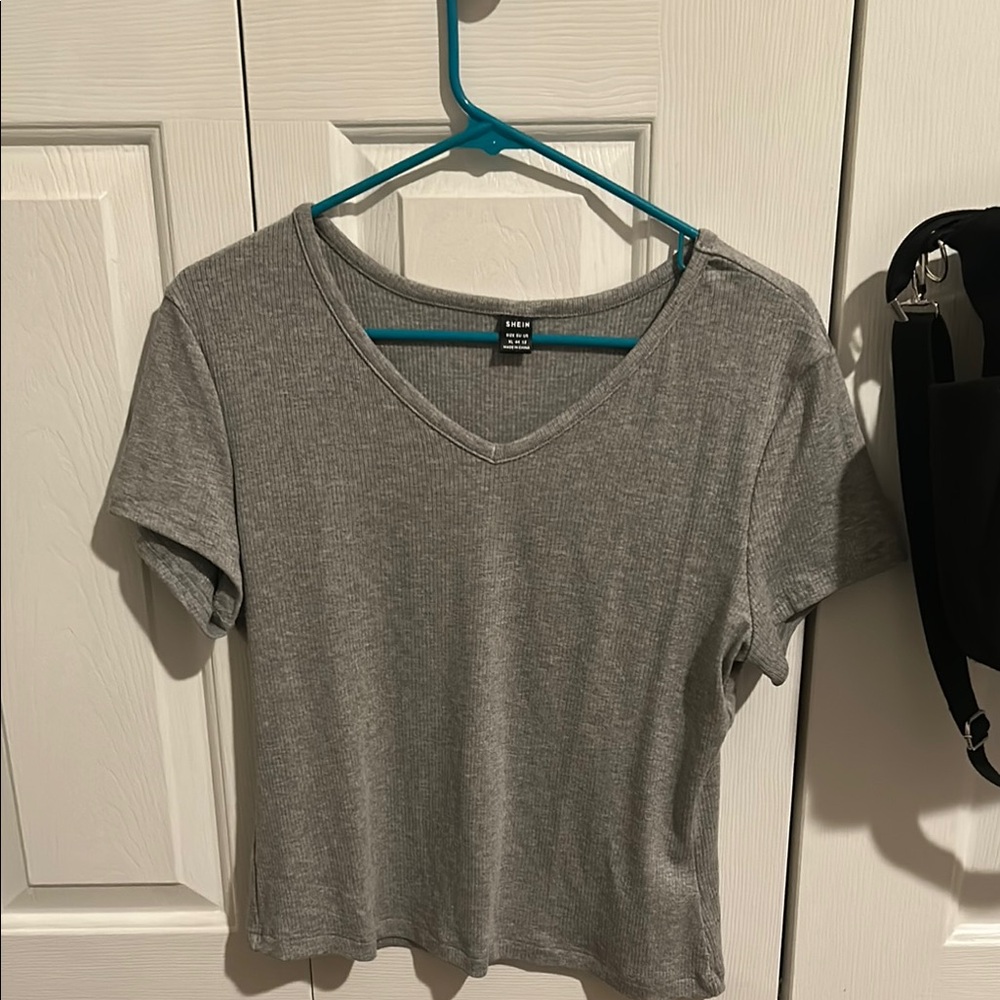SHEIN Gray Fitted Short Sleeve Tee